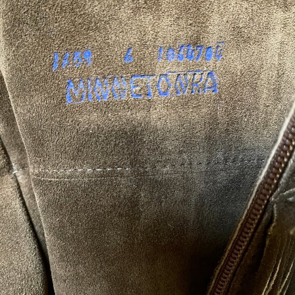 Anthropologie Minnetonka Moccasins 5 Layer Fringe Boot - Picture 13 of 15